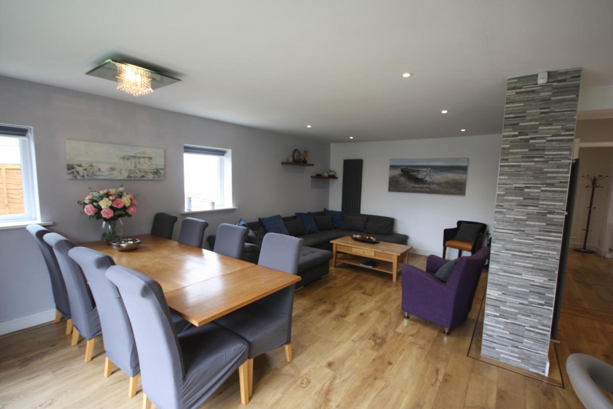 Four Corners Holiday Home Hot Tub & Sauna Ferndown Buitenkant foto